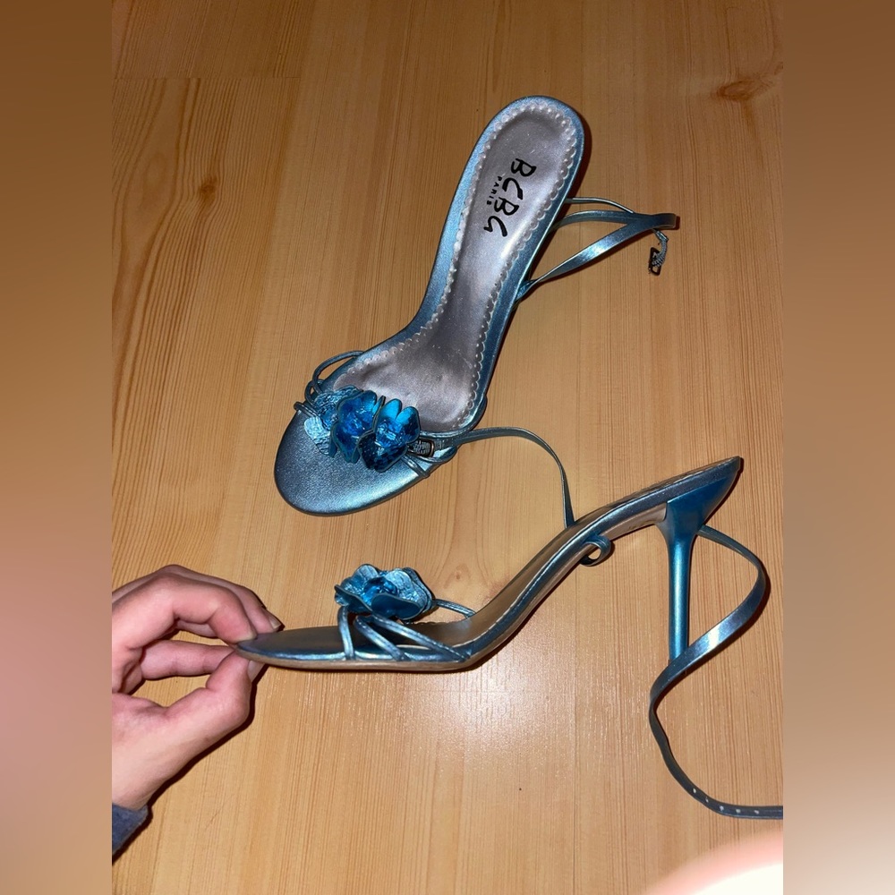 Blue heels BCBG